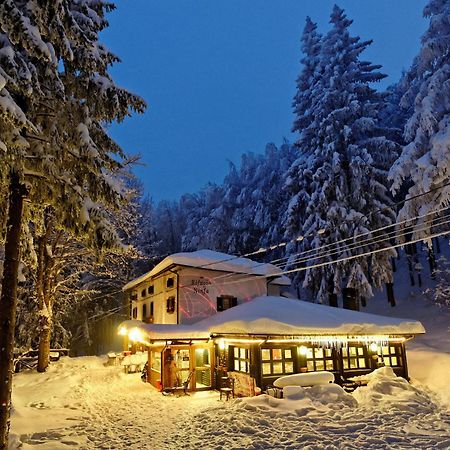 Готель Rifugio Del Firenze Ninfa Сестола Екстер'єр фото